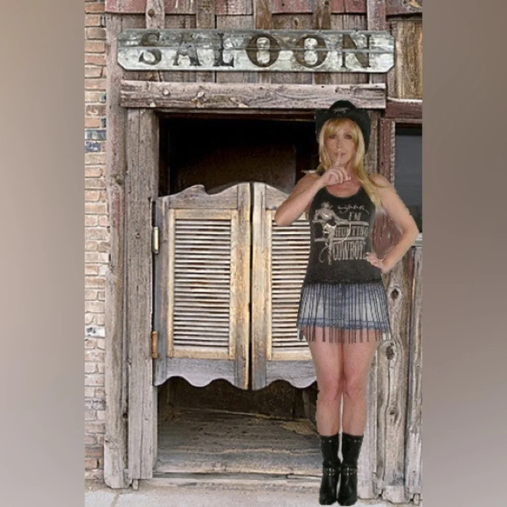 NWOT Shhh I'm Hunting Cowboys Black Distressed Western Tank Top Women's Medium M - Picture 14 of 14